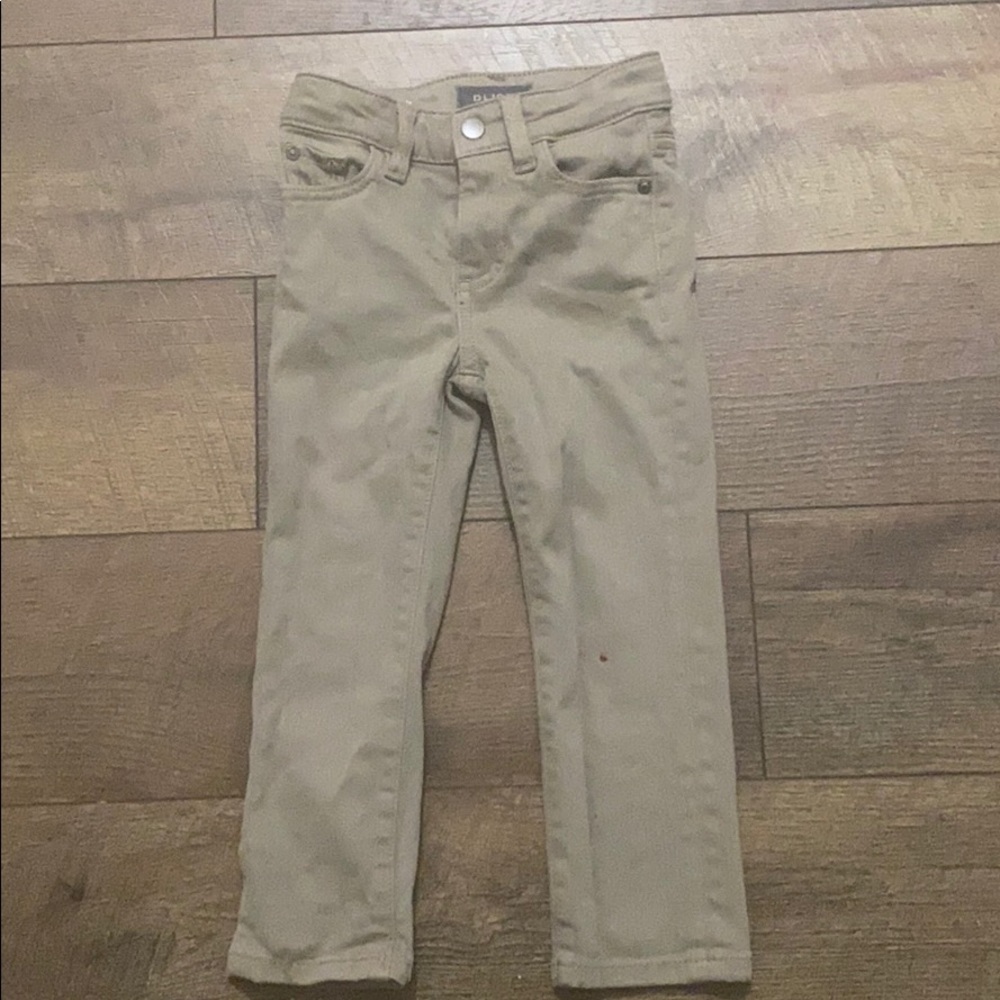 Size 3 slim